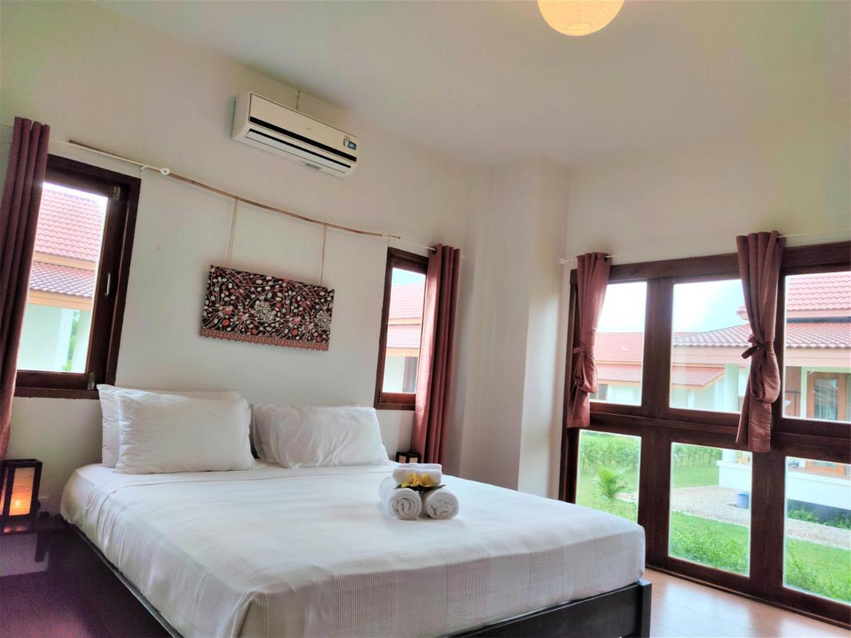 Armonia Village resort y Spa Chumphon Exterior foto