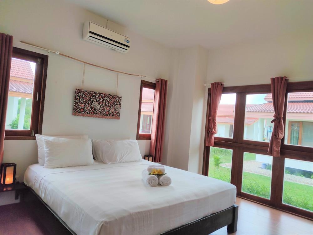 Armonia Village resort y Spa Chumphon Exterior foto